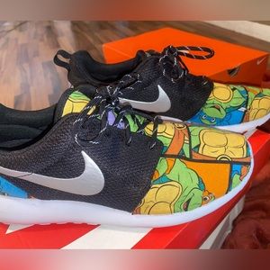 Nike Roshe. Customized. TNMT. Barely worn. Size 9 woman’s. No box.